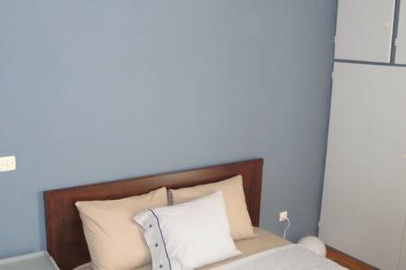 Illisia Roof Apartment Atene Esterno foto